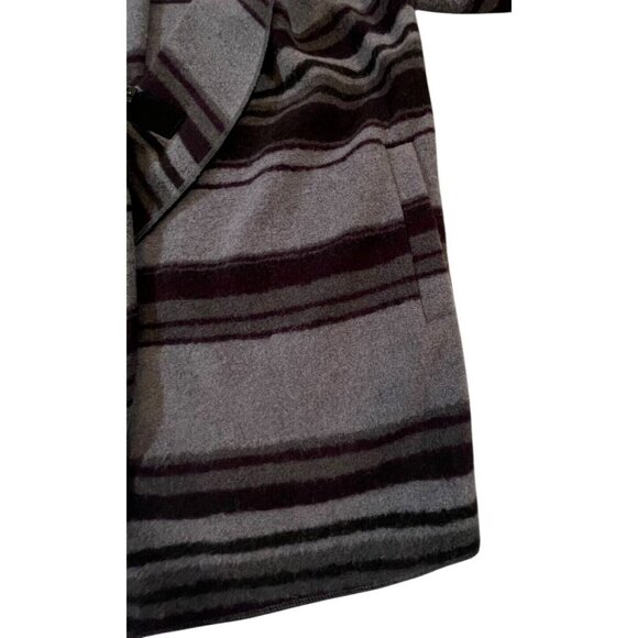 Savile Row Co Women's Wool Blend Striped Shawl/Cardigan SIZE-MEDIUM - Picture 7 of 7